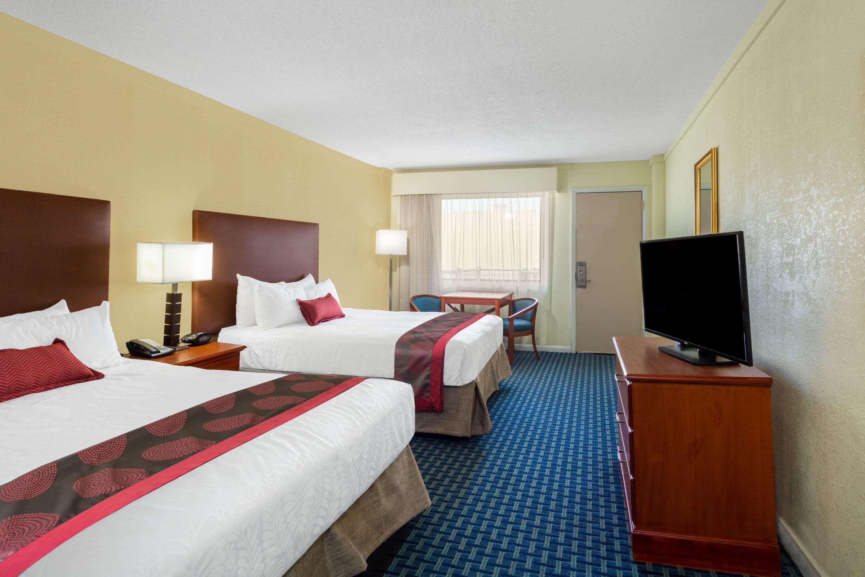 Ramada By Wyndham Virginia Beach Esterno foto